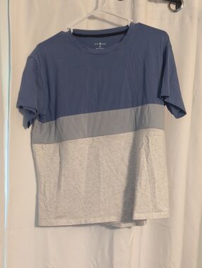 Blue and Light Gray Colorblock Crew Neck Zipper Nursing Tee